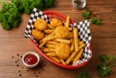 Chicken Nuggets with Chips